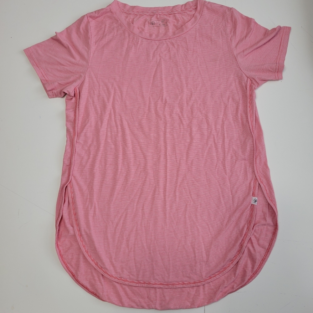 10tree Rounded Hem Striped Top - Picture 1 of 5